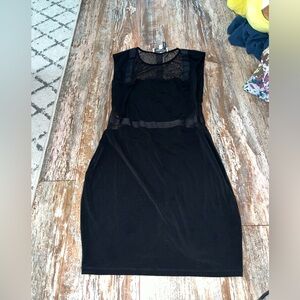 Elizabeth and James Black Sleeveless Cocktail Dress Woman’s Size Medium